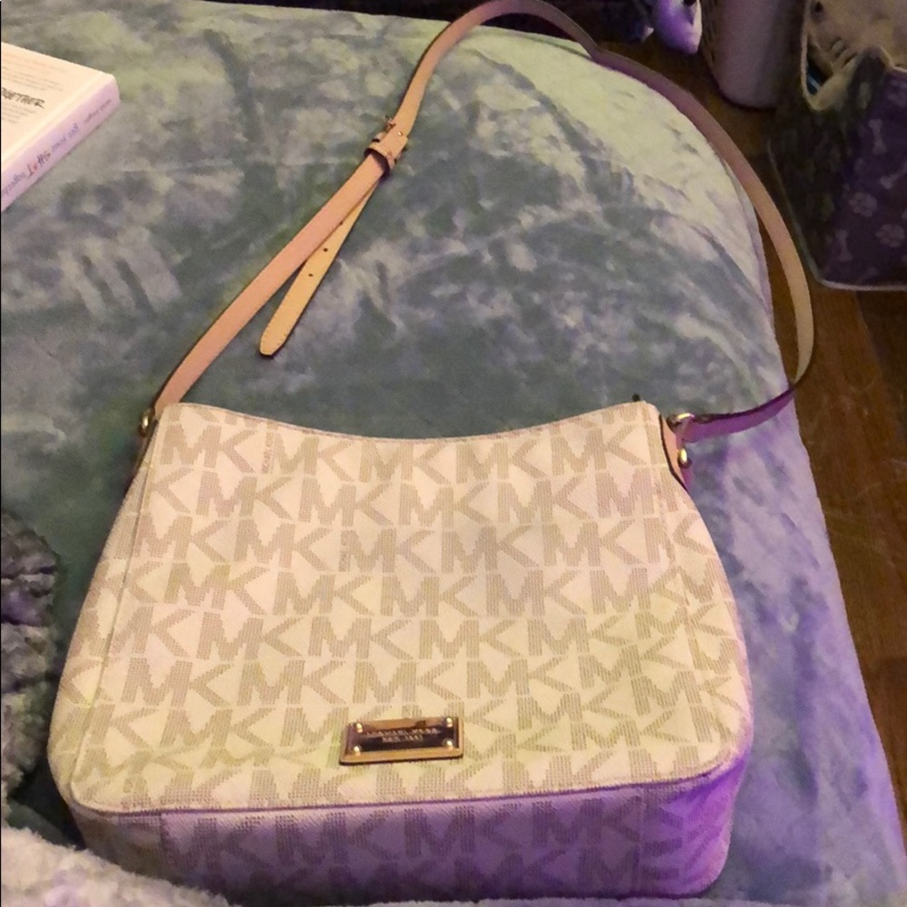 Michael Kors shoulder bag!